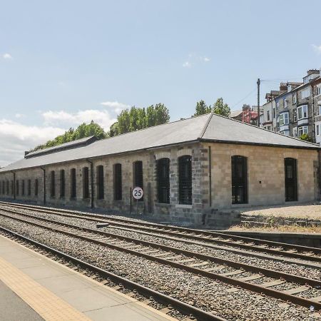 Апартаменты George Stephenson Engine Shed Уитби Экстерьер фото